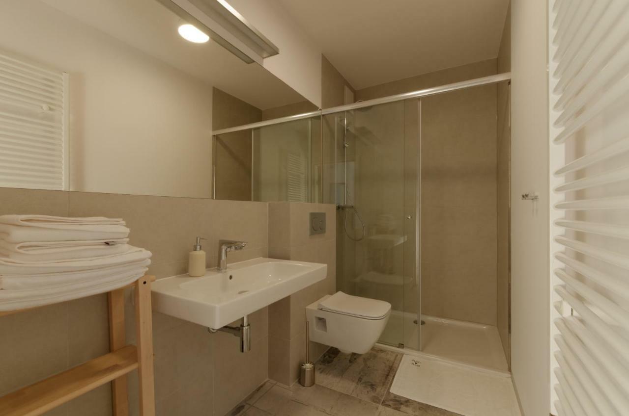 Apple Green Apartments Познан Екстериор снимка