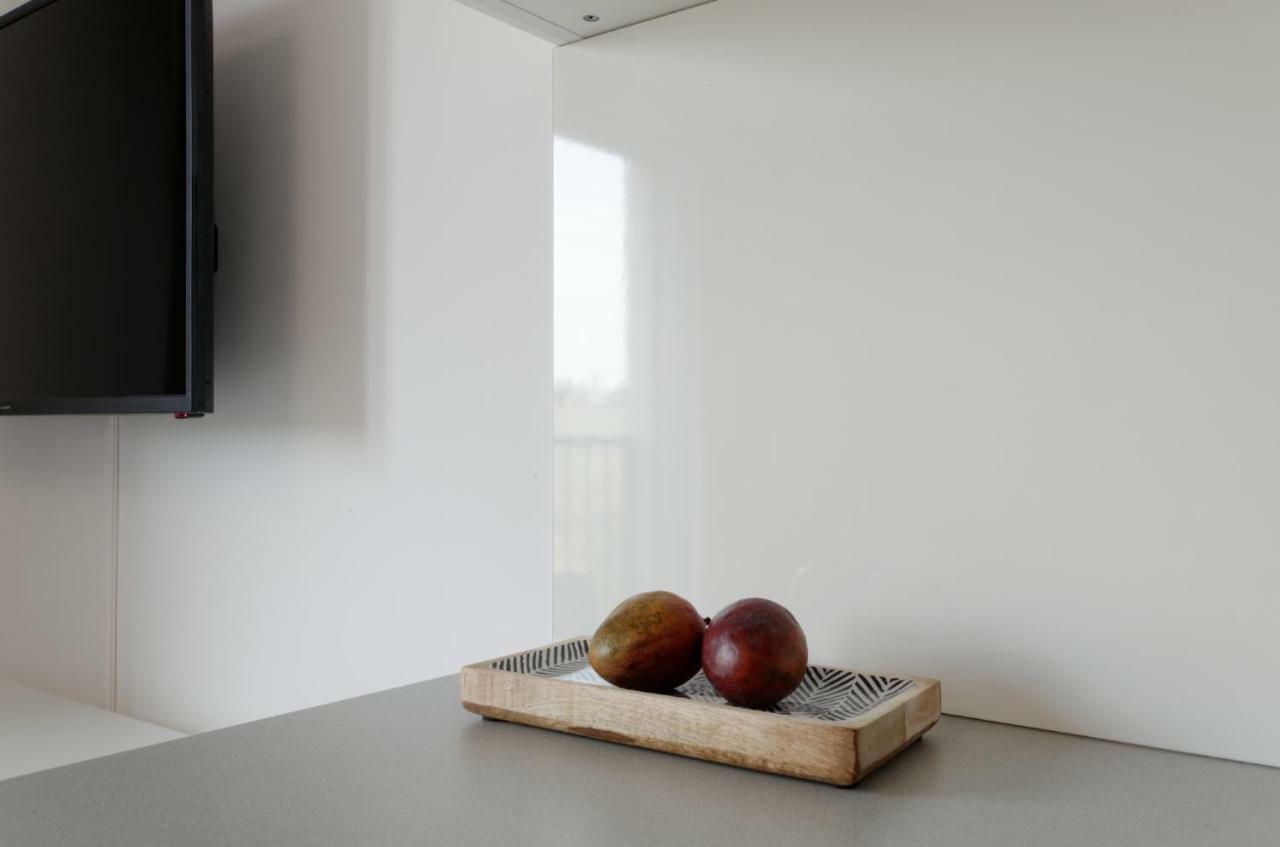 Apple Green Apartments Познан Екстериор снимка