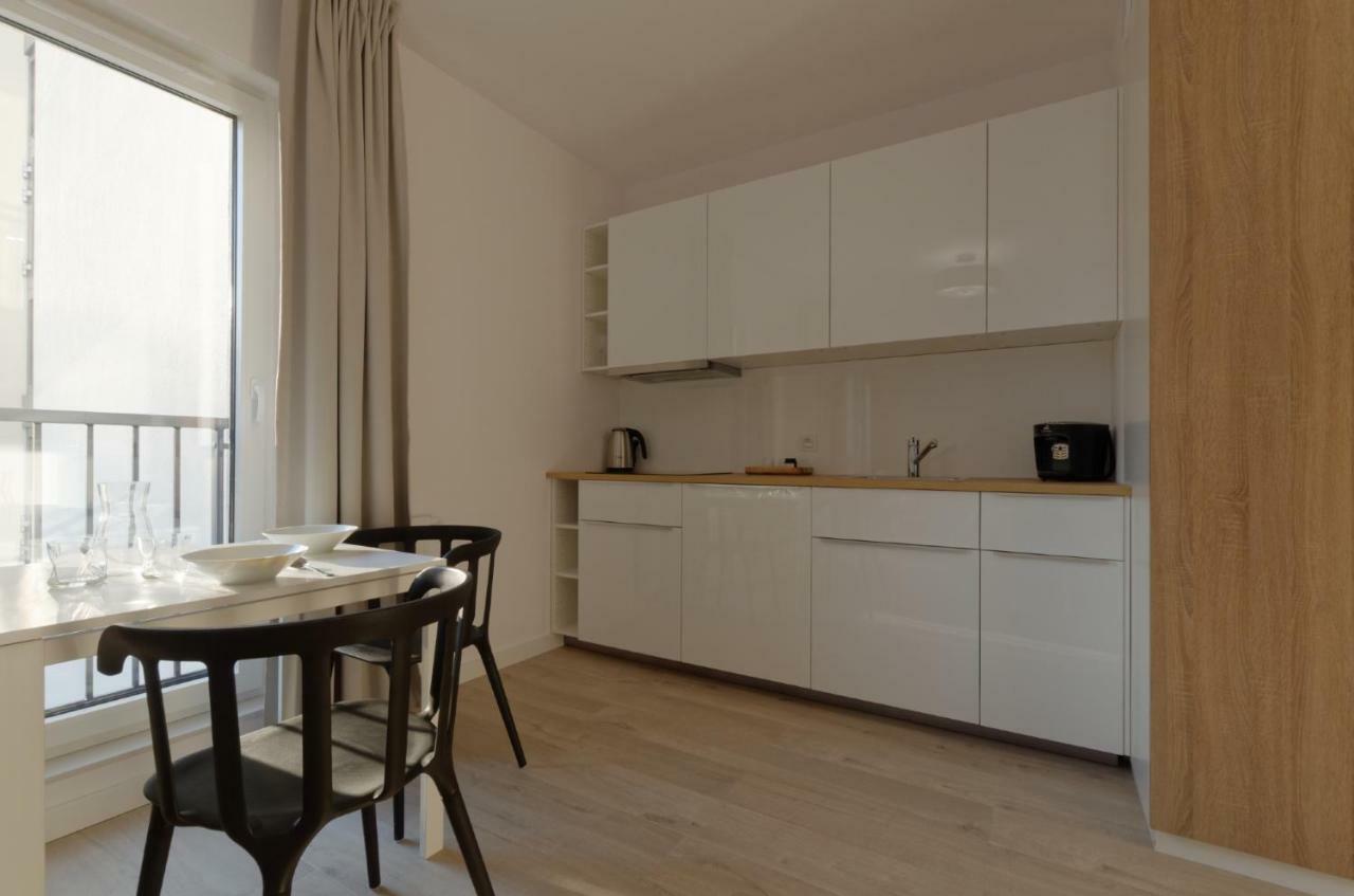 Apple Green Apartments Познан Екстериор снимка