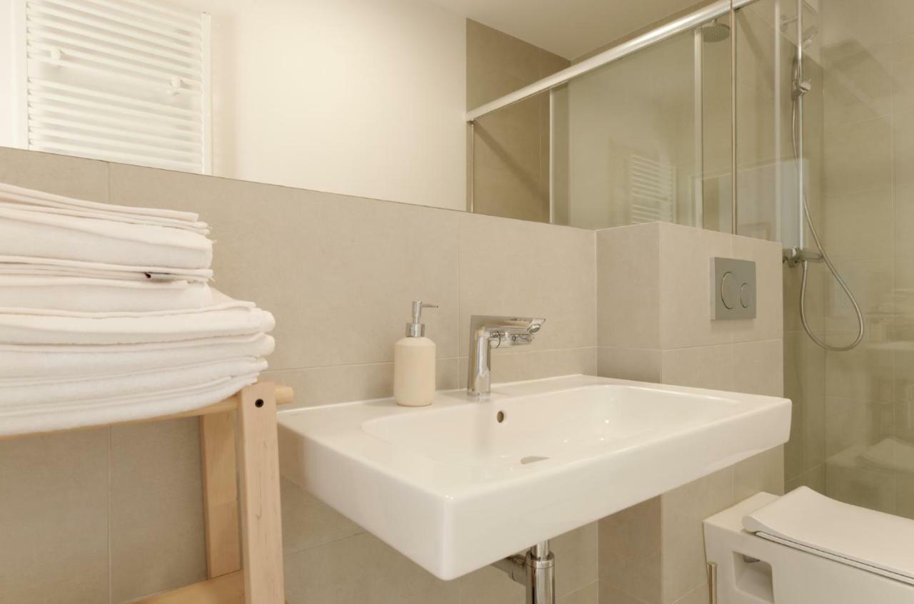Apple Green Apartments Познан Екстериор снимка