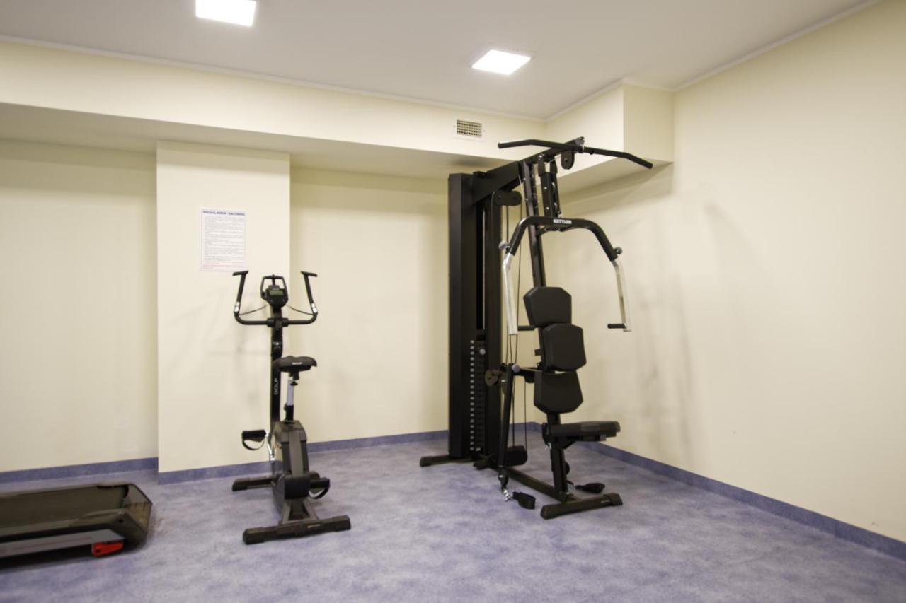 Apple Green Apartments Познан Екстериор снимка